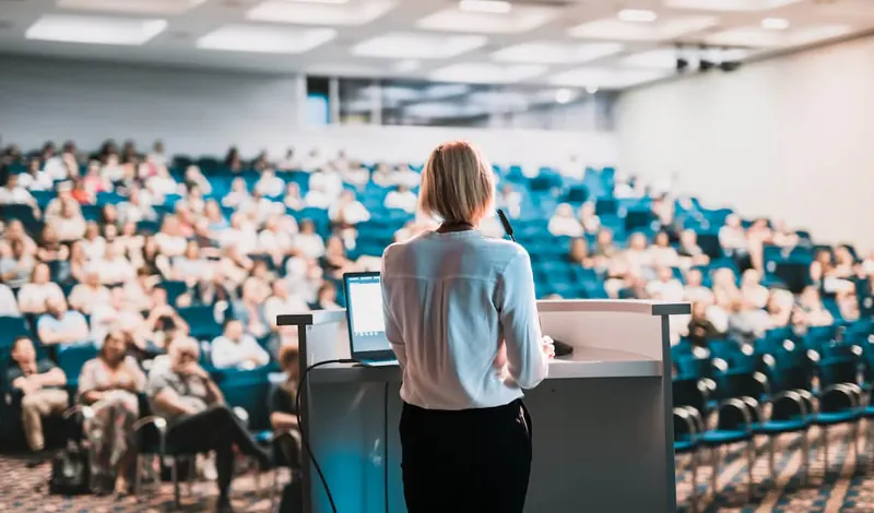 Plénière de séminaire d'entreprise